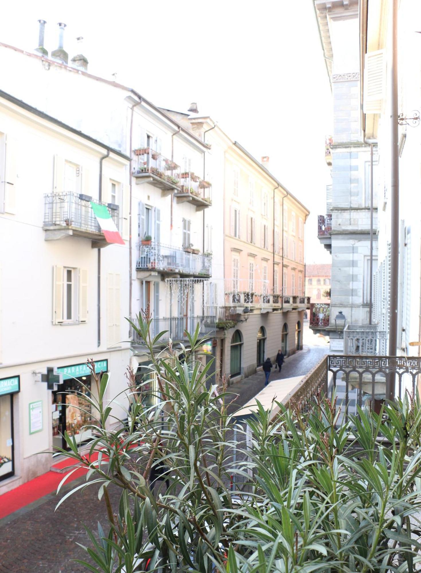 Le Melusine Apartment Верчели Екстериор снимка